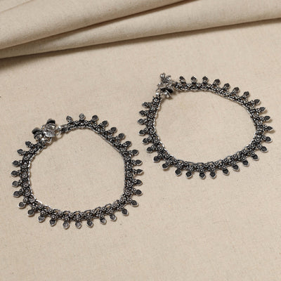 Antique Finish Oxidised German Silver Payal (pair)