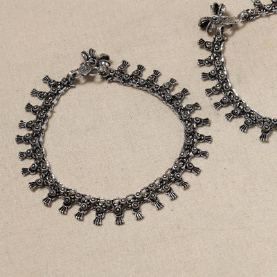 Antique Finish Oxidised German Silver Payal (pair)
