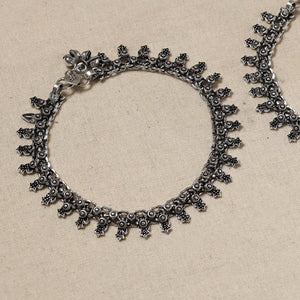 Antique Finish Oxidised German Silver Payal (pair)