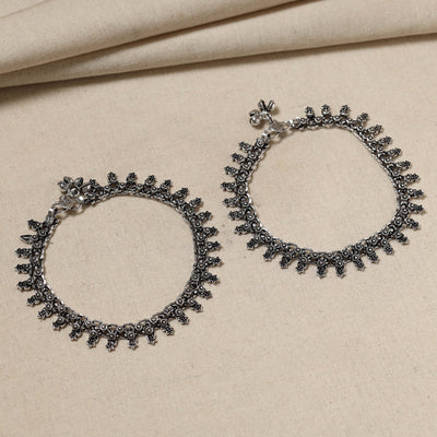 Antique Finish Oxidised German Silver Payal (pair)