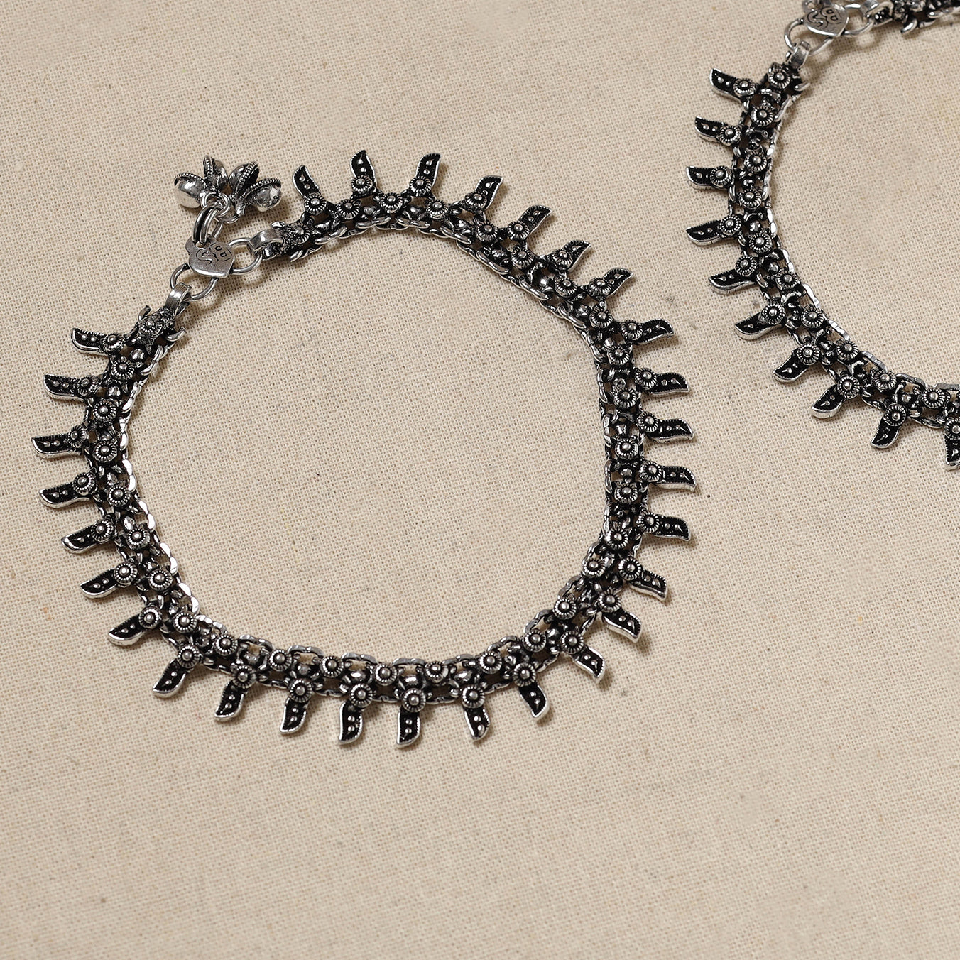 Antique Finish Oxidised German Silver Payal (pair)