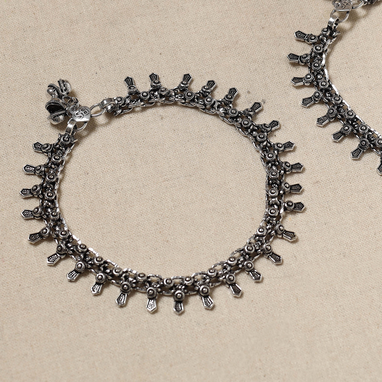 Antique Finish Oxidised German Silver Payal (pair)