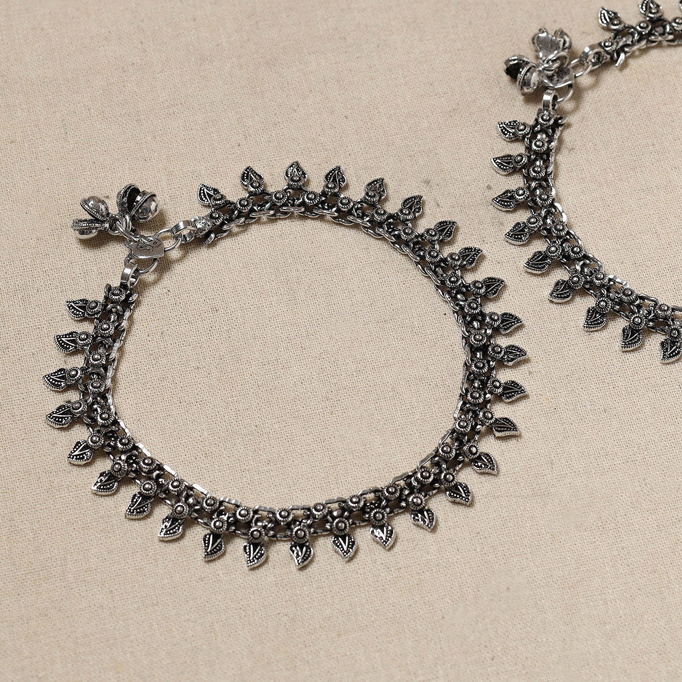 Antique Finish Oxidised German Silver Payal (pair)