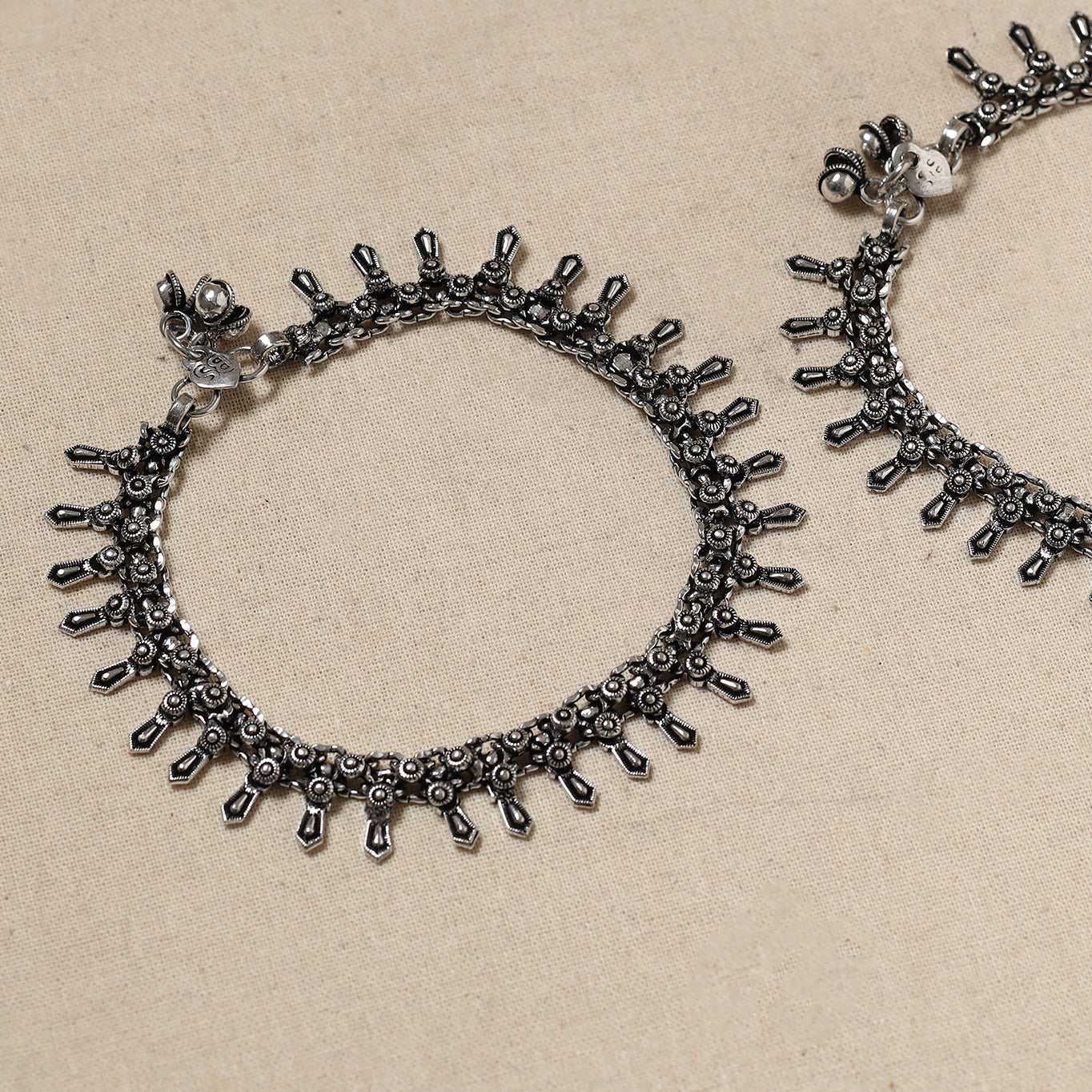 Antique Finish Oxidised German Silver Payal (pair)