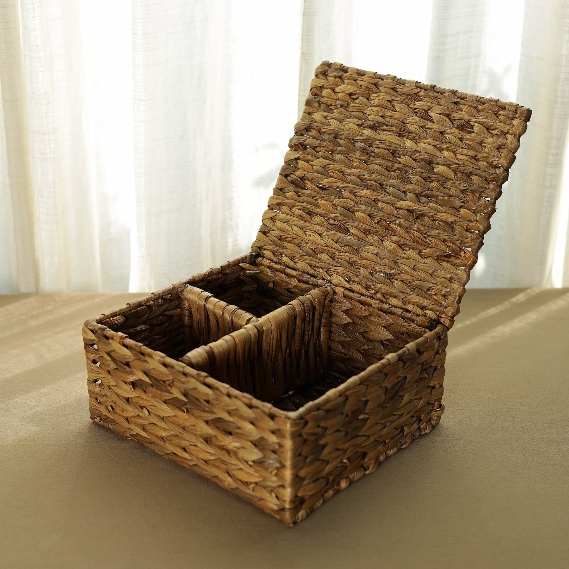 Brown - Handmade Water Hyacinth Basket with lid 05