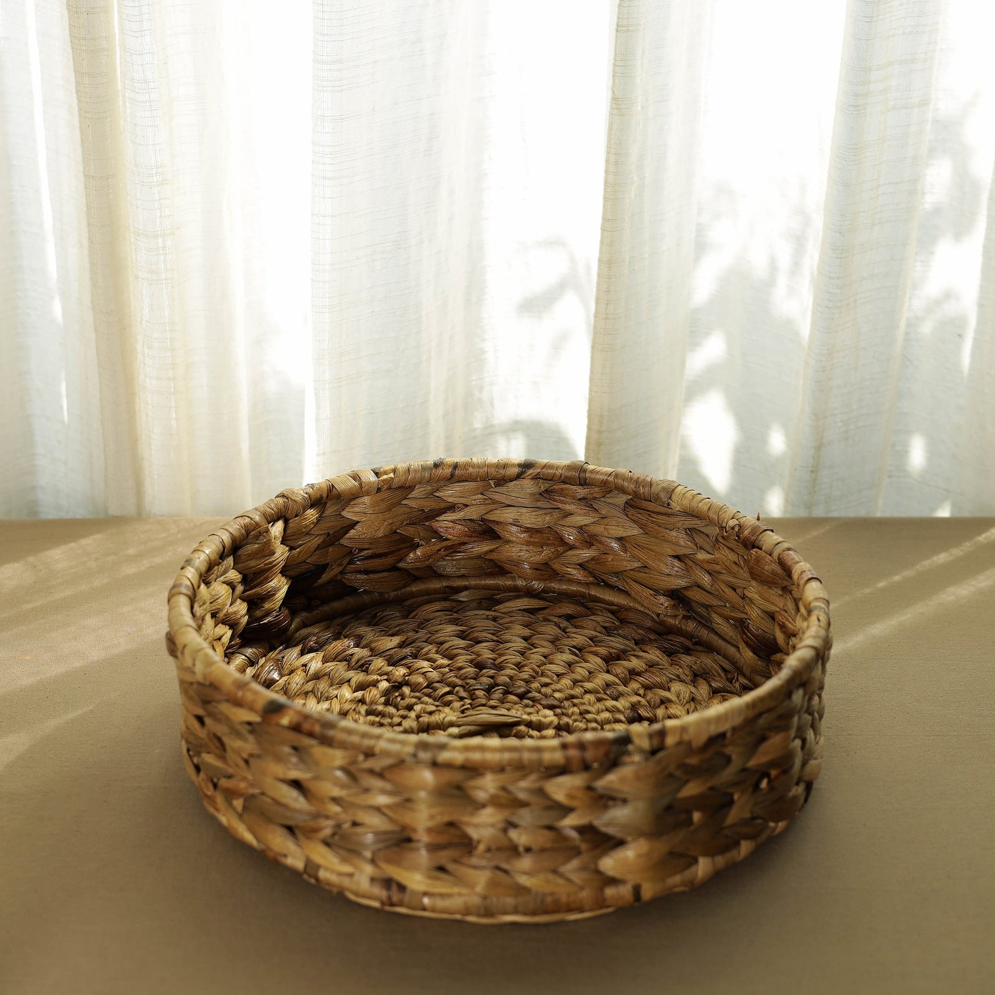 Brown - Eco-Friendly Water Hyacinth Round Tray 03