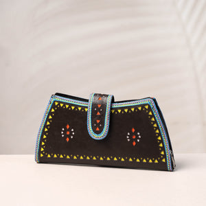 Black - Handcrafted Kutch Leather Clutch / Wallet