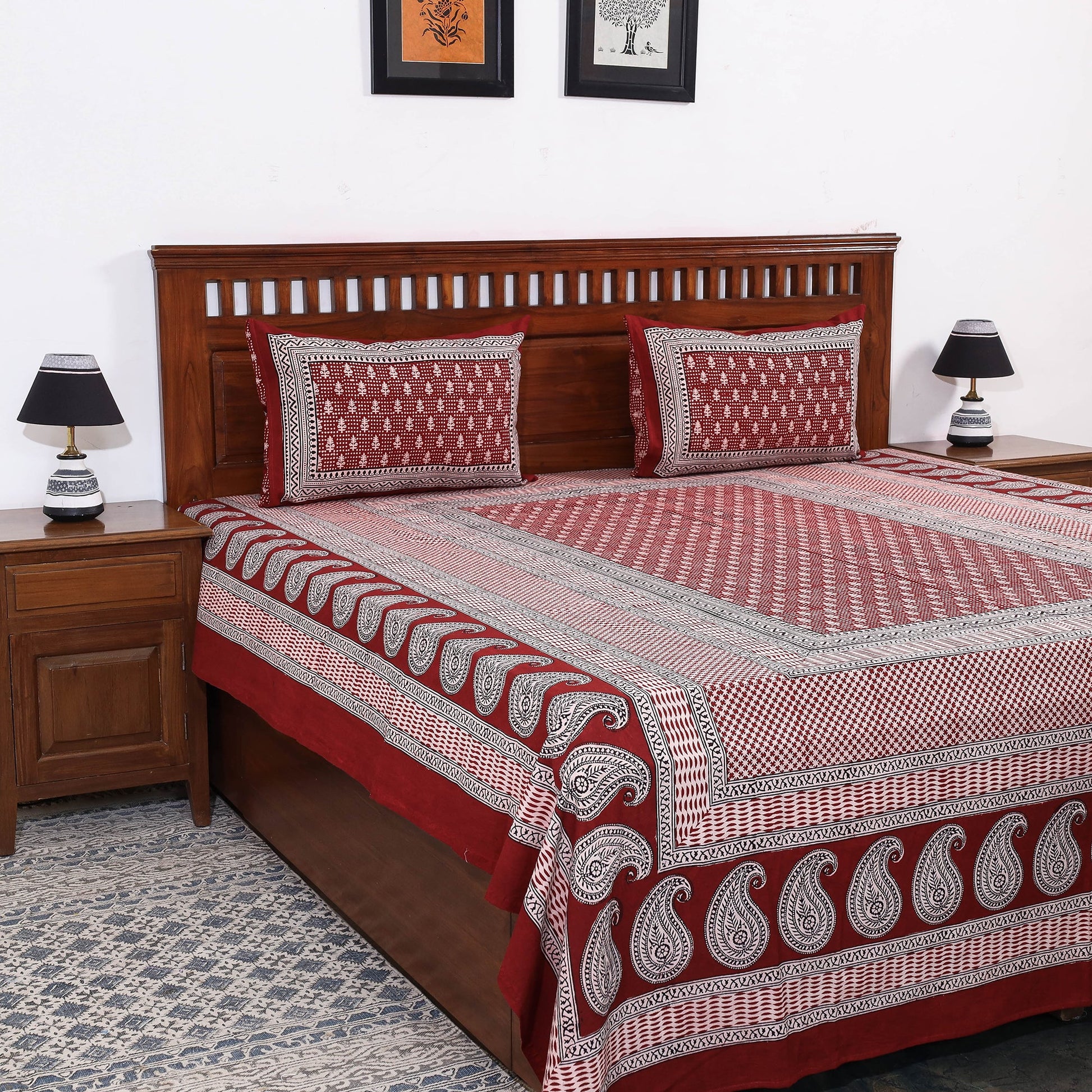 Bagh Block Printed Cotton Double Bed Cover with Pillow Covers (112 x 92 in)