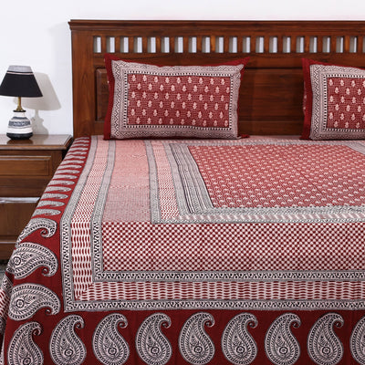 Bagh Block Printed Cotton Double Bed Cover with Pillow Covers (112 x 92 in)