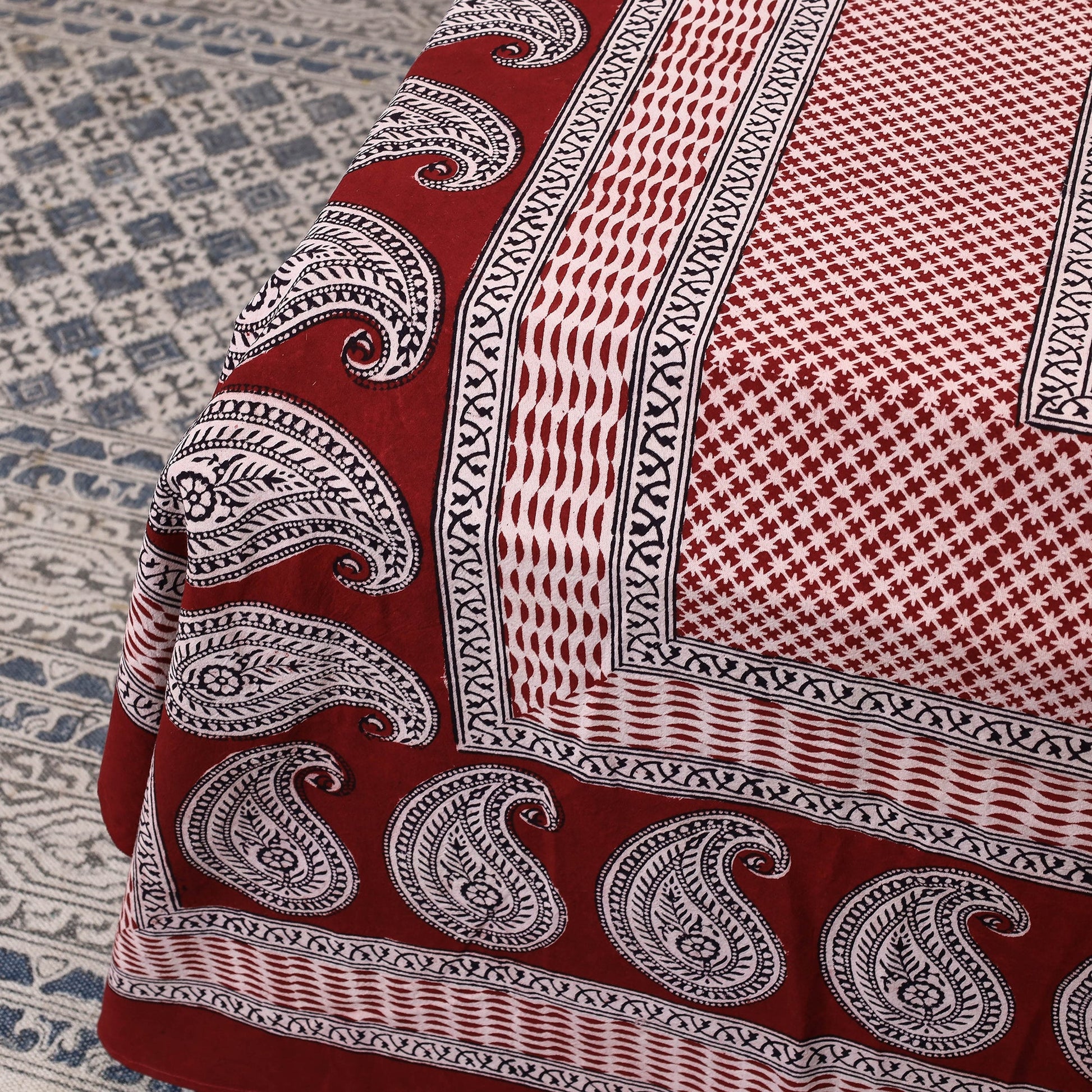 Bagh Block Printed Cotton Double Bed Cover with Pillow Covers (112 x 92 in)