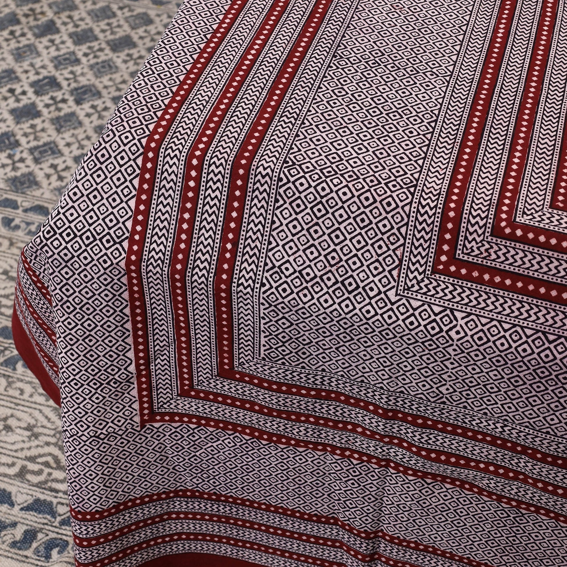 Bagh Block Printed Cotton Double Bed Cover with Pillow Covers (112 x 92 in)