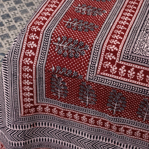 Bagh Block Printed Cotton Double Bed Cover with Pillow Covers (112 x 92 in)