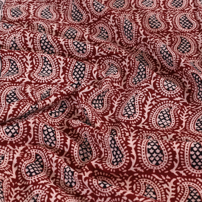 Bagh Block Printed Cotton Double Bed Cover with Pillow Covers (112 x 92 in)