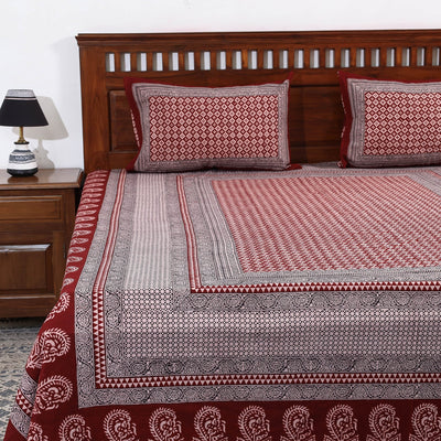 Bagh Block Printed Cotton Double Bed Cover with Pillow Covers (112 x 92 in)