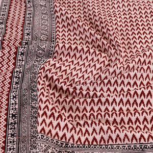 Bagh Block Printed Cotton Double Bed Cover with Pillow Covers (112 x 92 in)