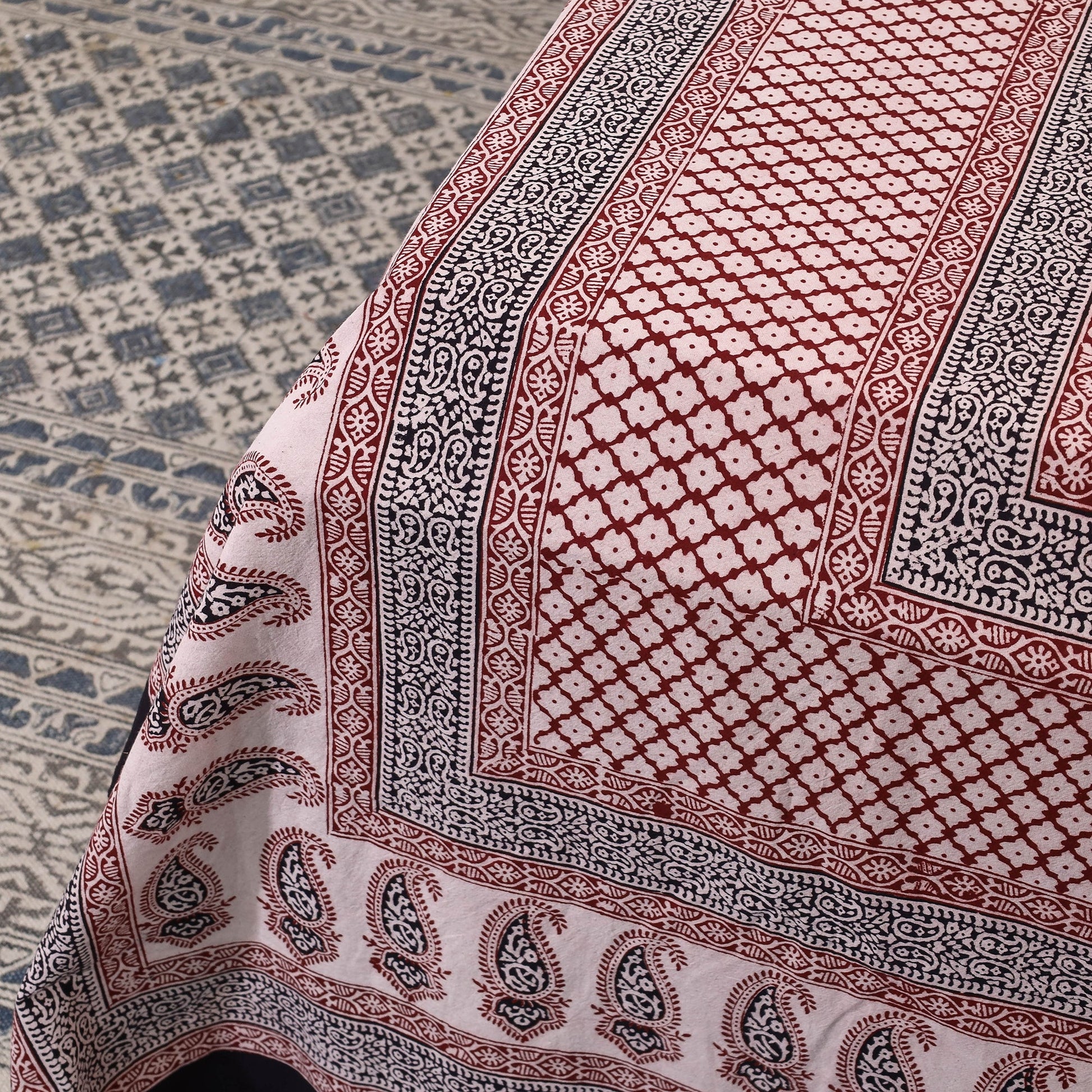 Bagh Block Printed Cotton Double Bed Cover with Pillow Covers (112 x 92 in)