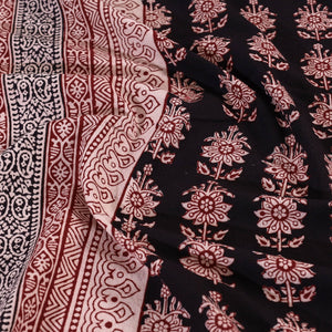 Bagh Block Printed Cotton Double Bed Cover with Pillow Covers (112 x 92 in)