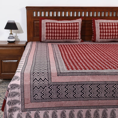 Bagh Block Printed Cotton Double Bed Cover with Pillow Covers (112 x 92 in)