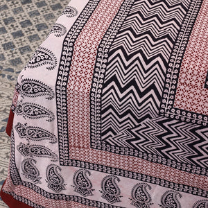 Bagh Block Printed Cotton Double Bed Cover with Pillow Covers (112 x 92 in)