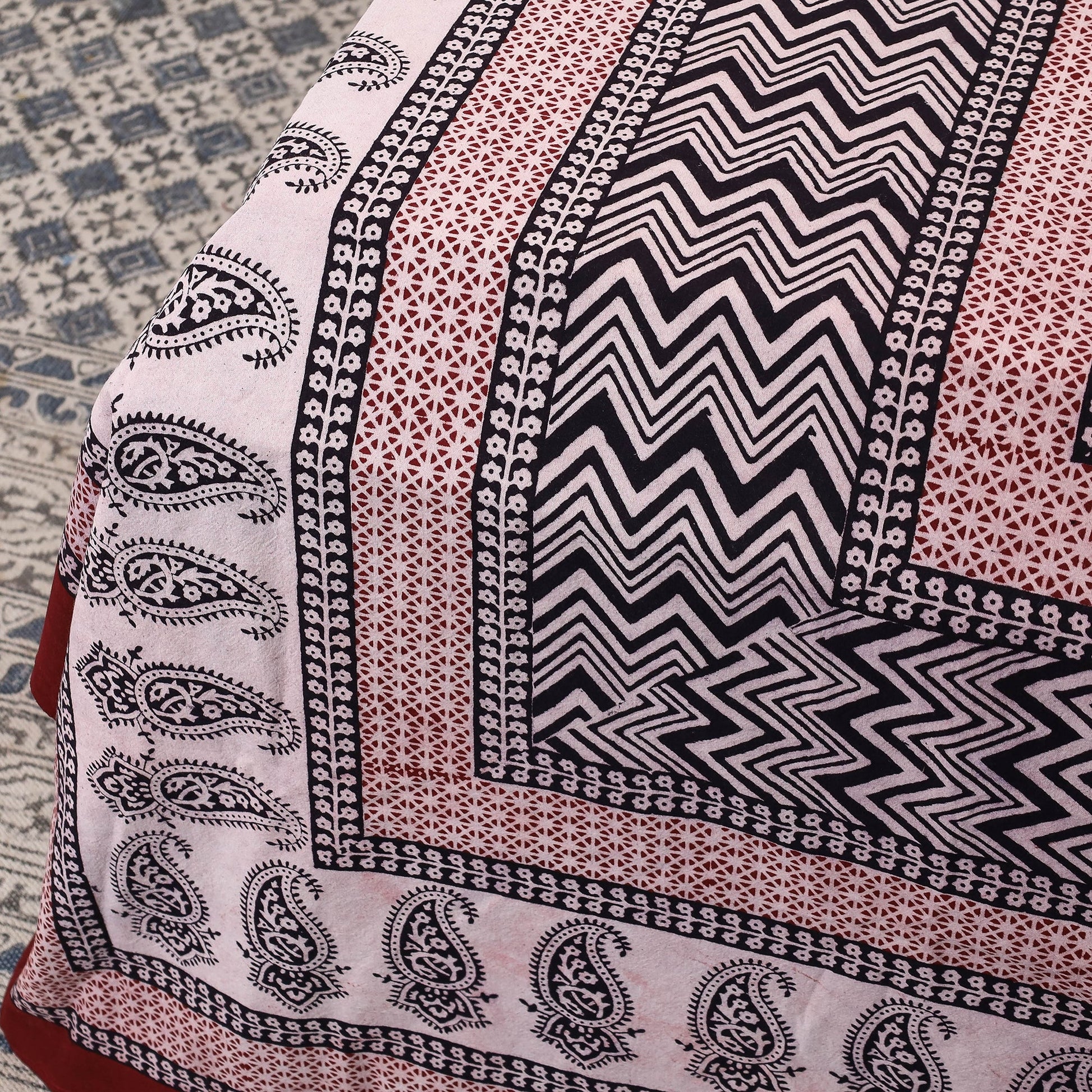 Bagh Block Printed Cotton Double Bed Cover with Pillow Covers (112 x 92 in)