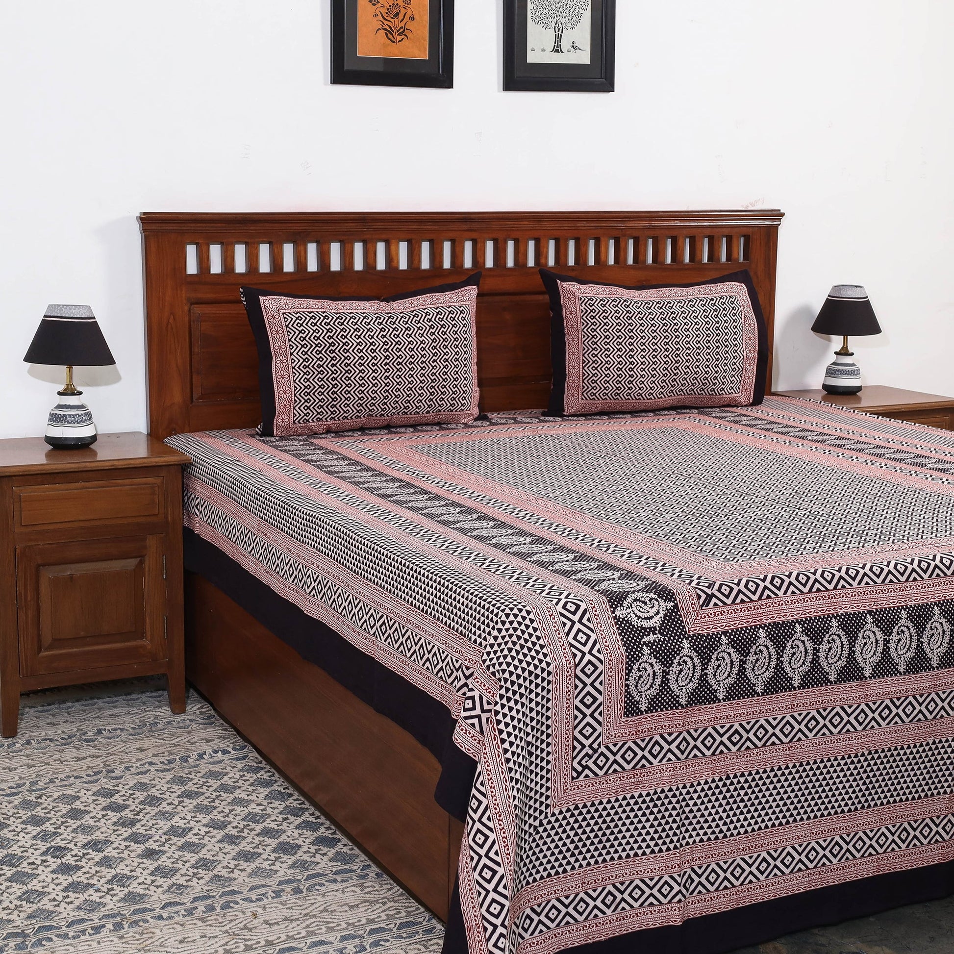 Bagh Block Printed Cotton Double Bed Cover with Pillow Covers (112 x 92 in)