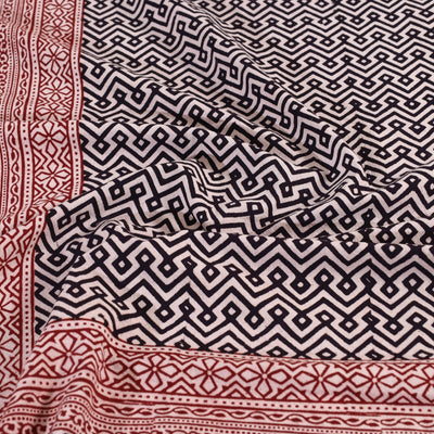 Bagh Block Printed Cotton Double Bed Cover with Pillow Covers (112 x 92 in)