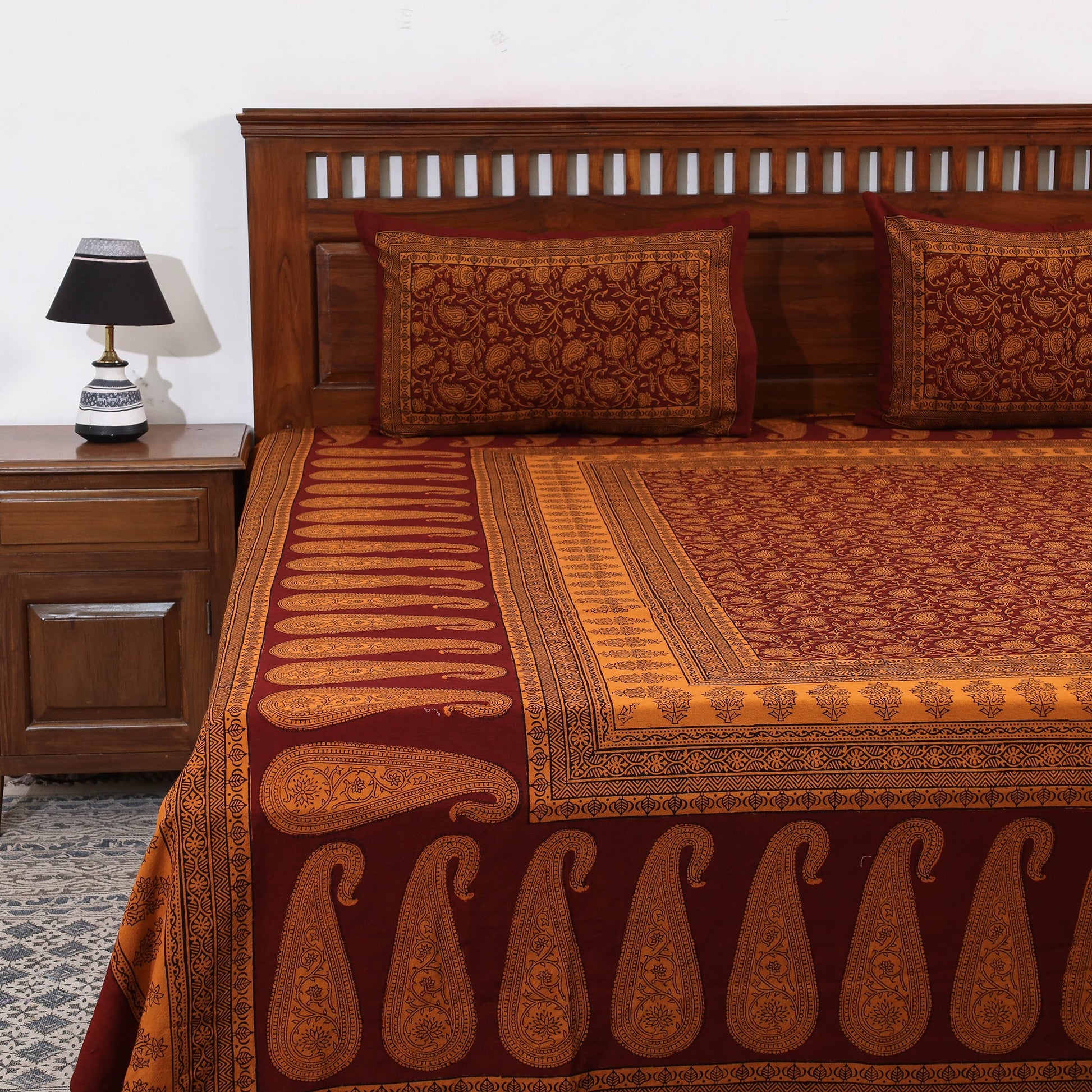 Bagh Block Printed Cotton Double Bed Cover with Pillow Covers (112 x 92 in)