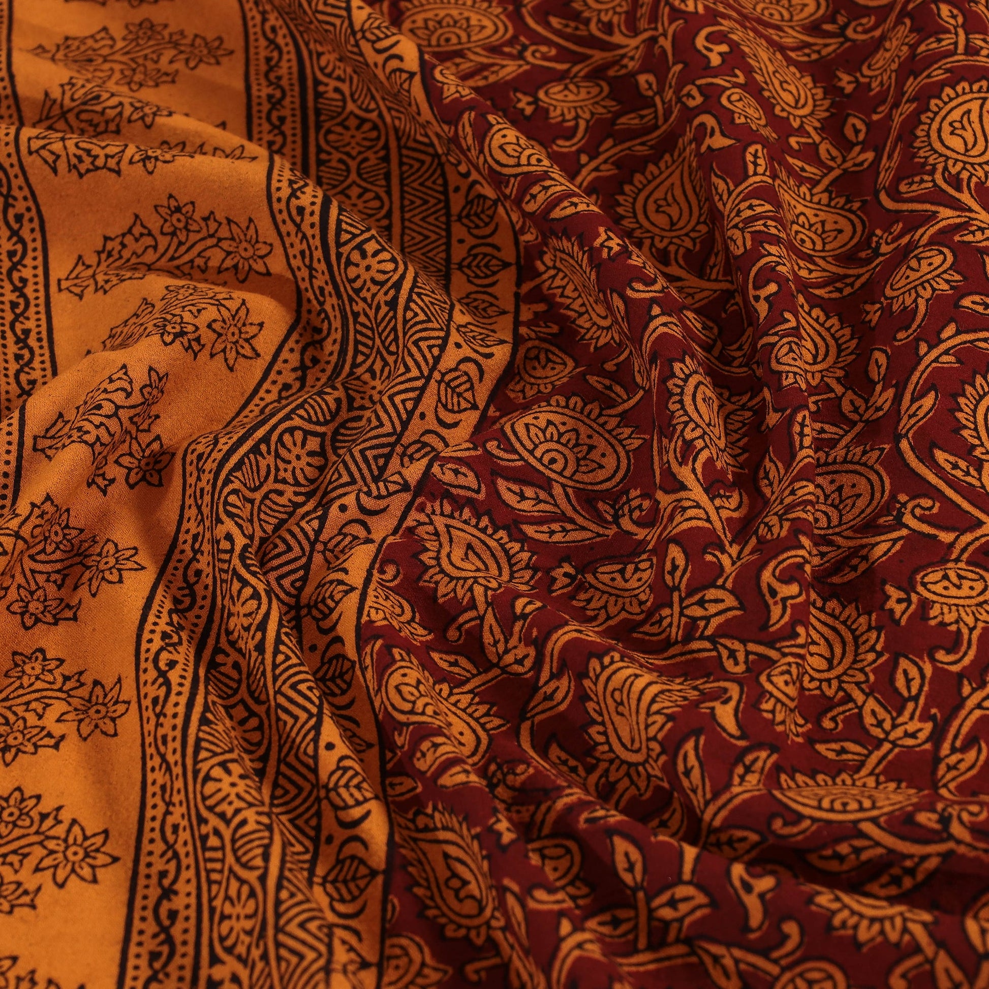 Bagh Block Printed Cotton Double Bed Cover with Pillow Covers (112 x 92 in)
