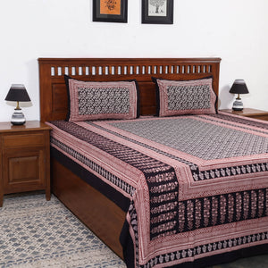 Bagh Block Printed Cotton Double Bed Cover with Pillow Covers (112 x 92 in)