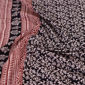 Bagh Block Printed Cotton Double Bed Cover with Pillow Covers (112 x 92 in)