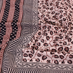 Bagh Block Printed Cotton Double Bed Cover with Pillow Covers (112 x 92 in)