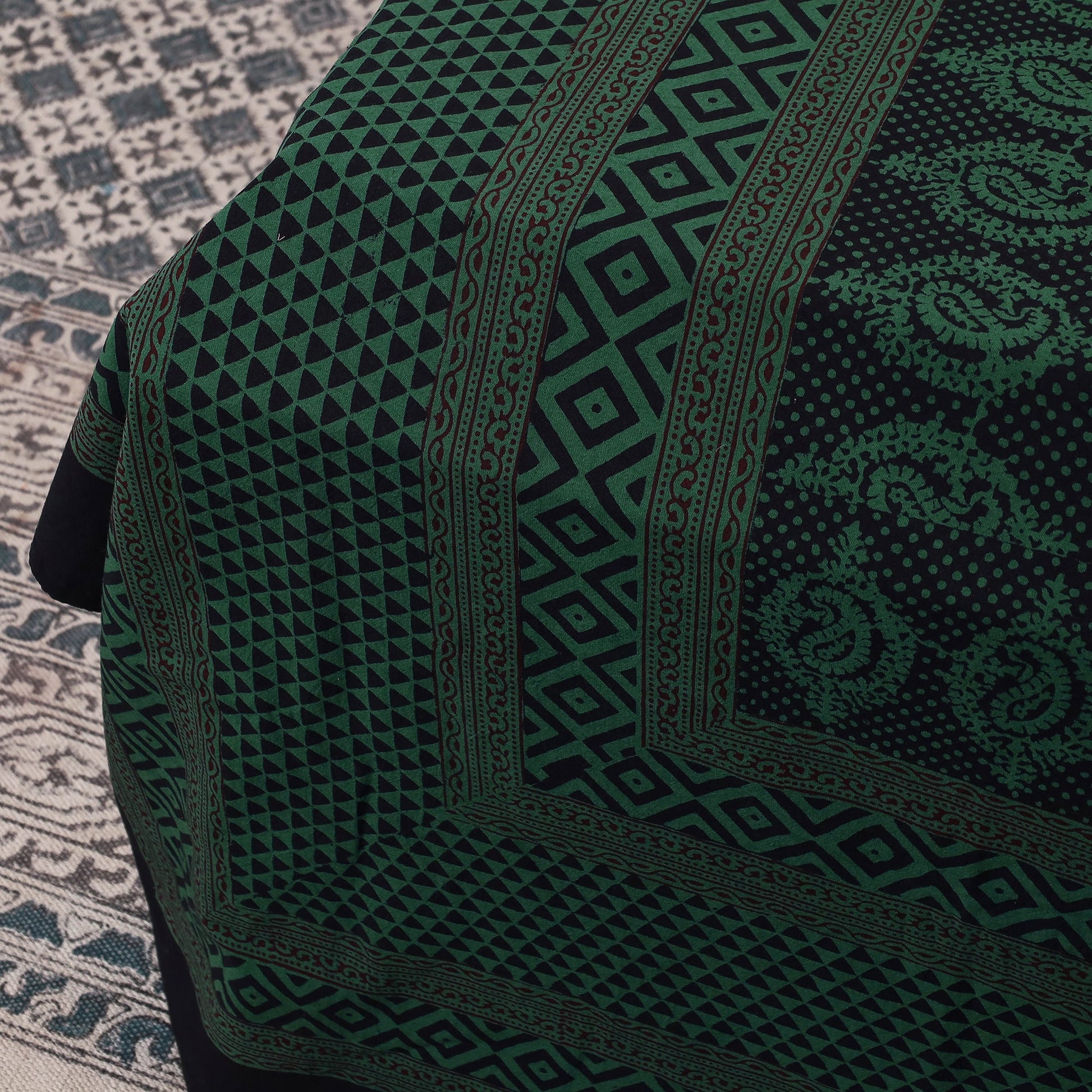 Bagh Block Printed Cotton Double Bed Cover with Pillow Covers (112 x 92 in)