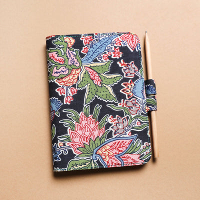 Black - Sukriti Handmade Classic Notebook with Pencil (Large)