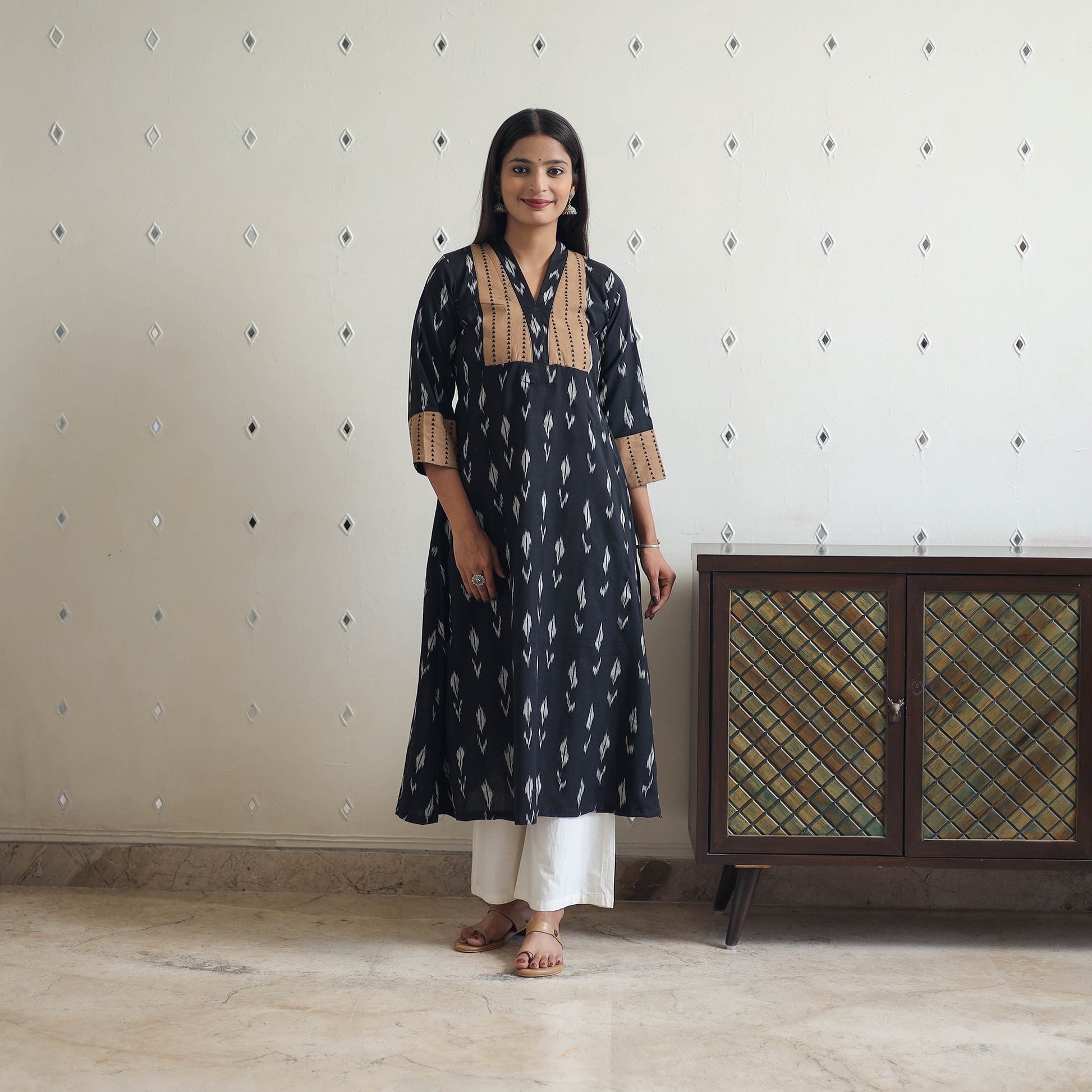Black - Cotton Pochampally Ikat Kurta 10