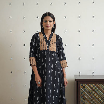 Black - Cotton Pochampally Ikat Kurta 10