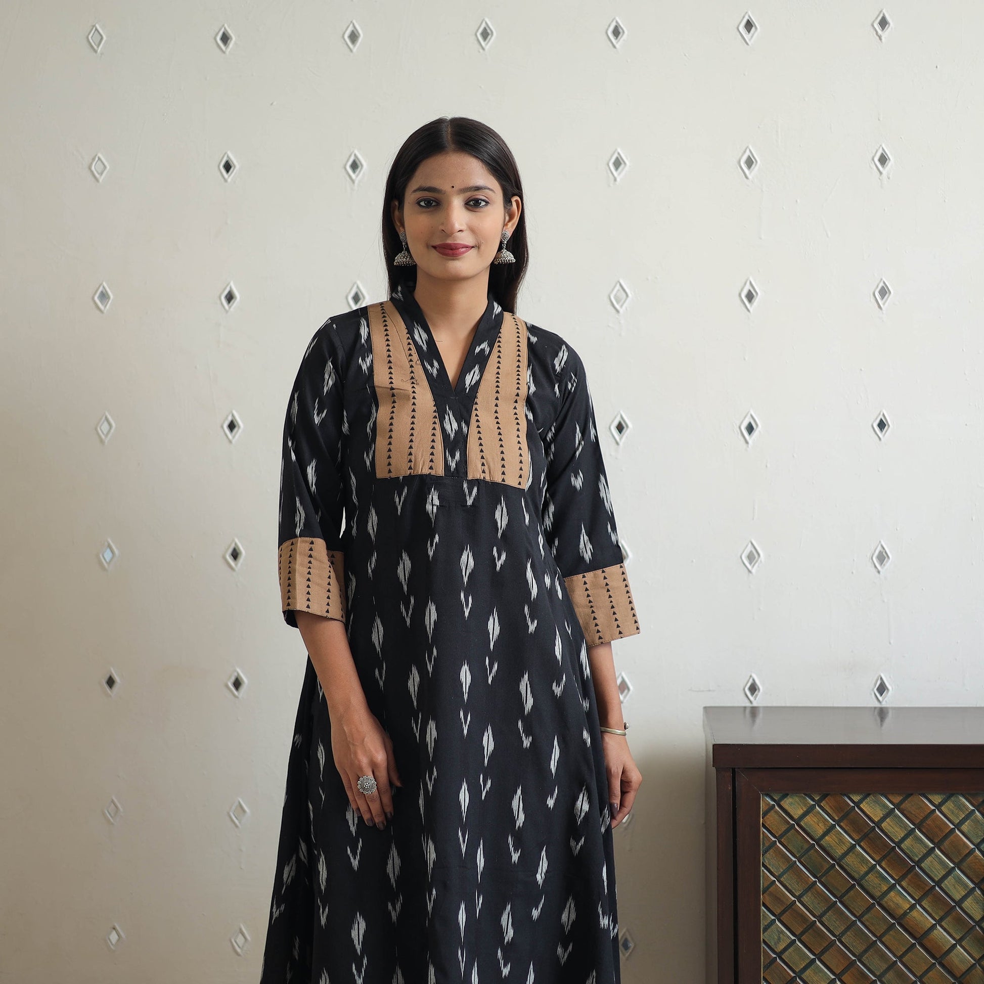 Black - Cotton Pochampally Ikat Kurta 10