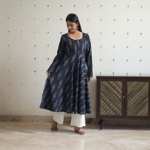 Black - Cotton Flared Pochampally Ikat Kurta 14
