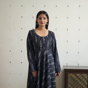 Black - Cotton Flared Pochampally Ikat Kurta 14