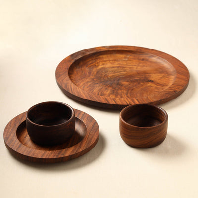 Brown - Handcrafted Sheesham Wooden Dinner Set (2 Plates & 2 Bowls)
