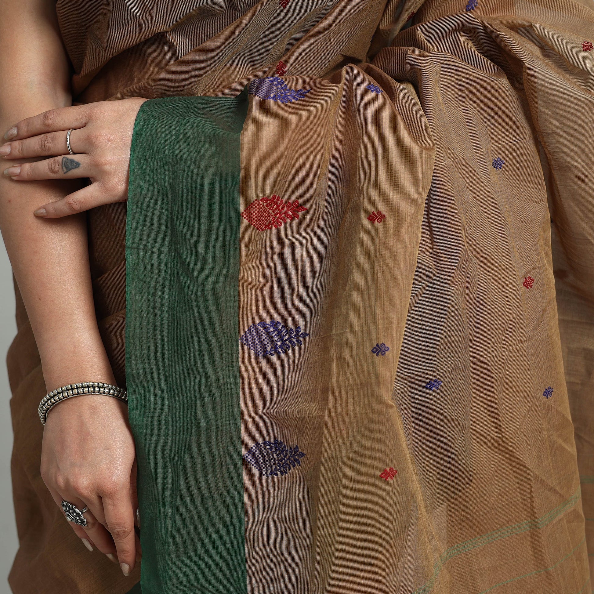 Brown - Cotton Thread Buti Dharwad Saree 05