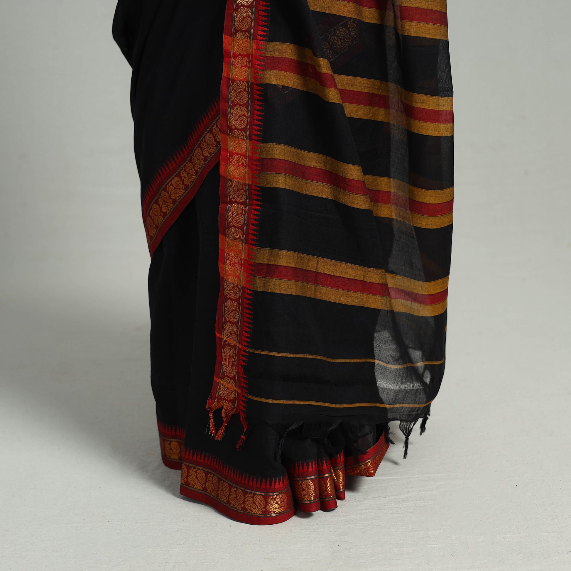 Black - Mercerised Cotton Zari Border Dharwad Saree 41