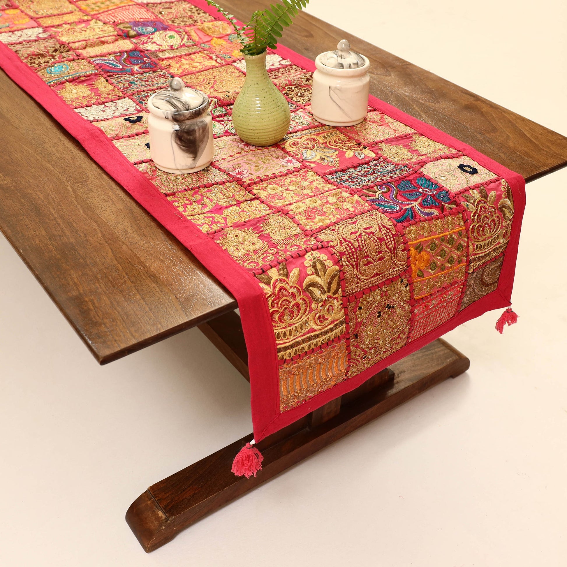 Khambadiya Patchwork Table Runner (71 x 17 in) 12