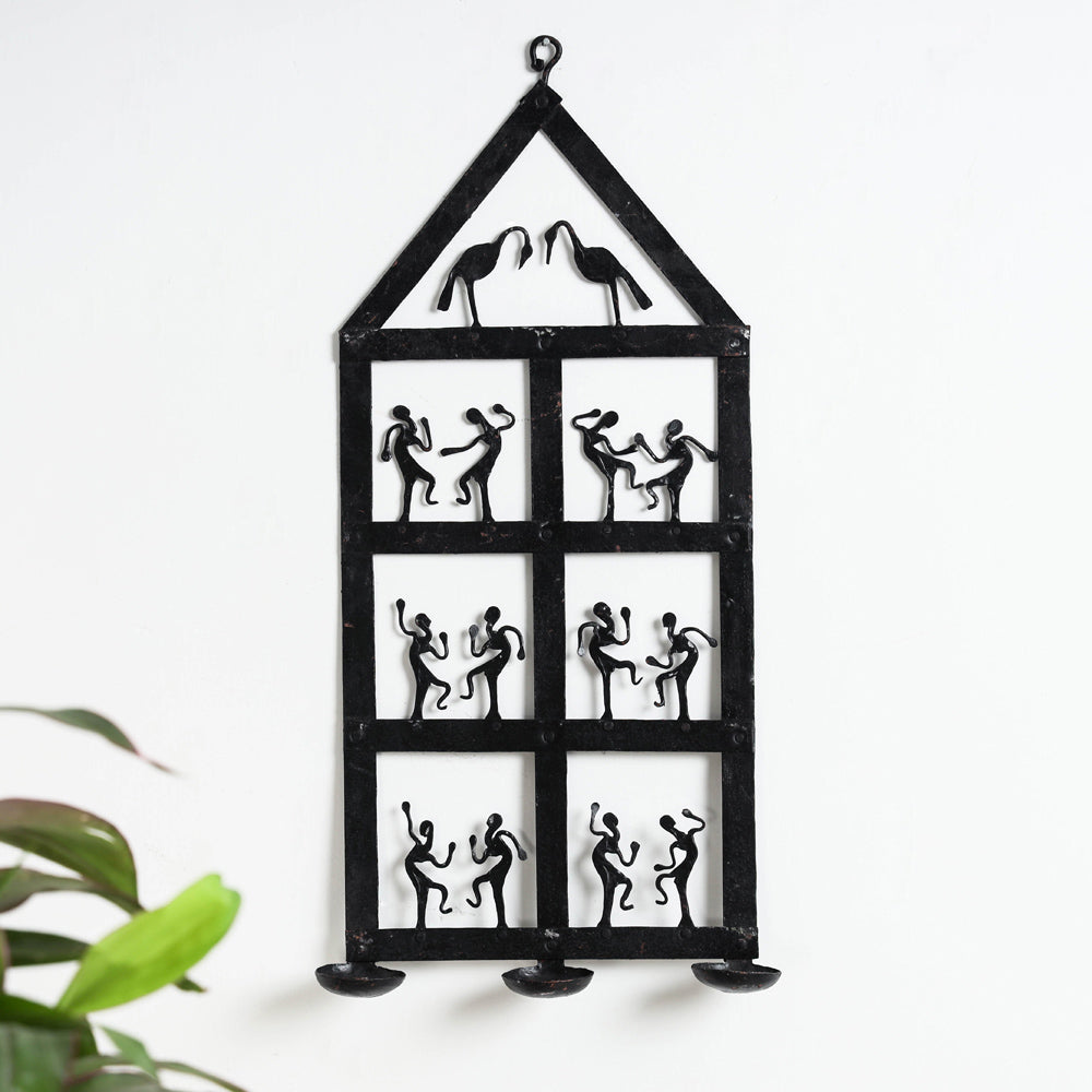 Bastar Tribal Wrought Penal Diya / Candle Stand
