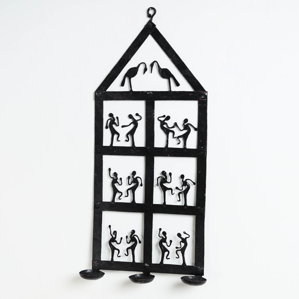 Bastar Tribal Wrought Penal Diya / Candle Stand