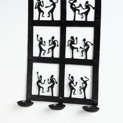 Bastar Tribal Wrought Penal Diya / Candle Stand