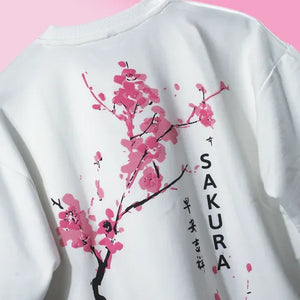 SAKURA NOCTURA