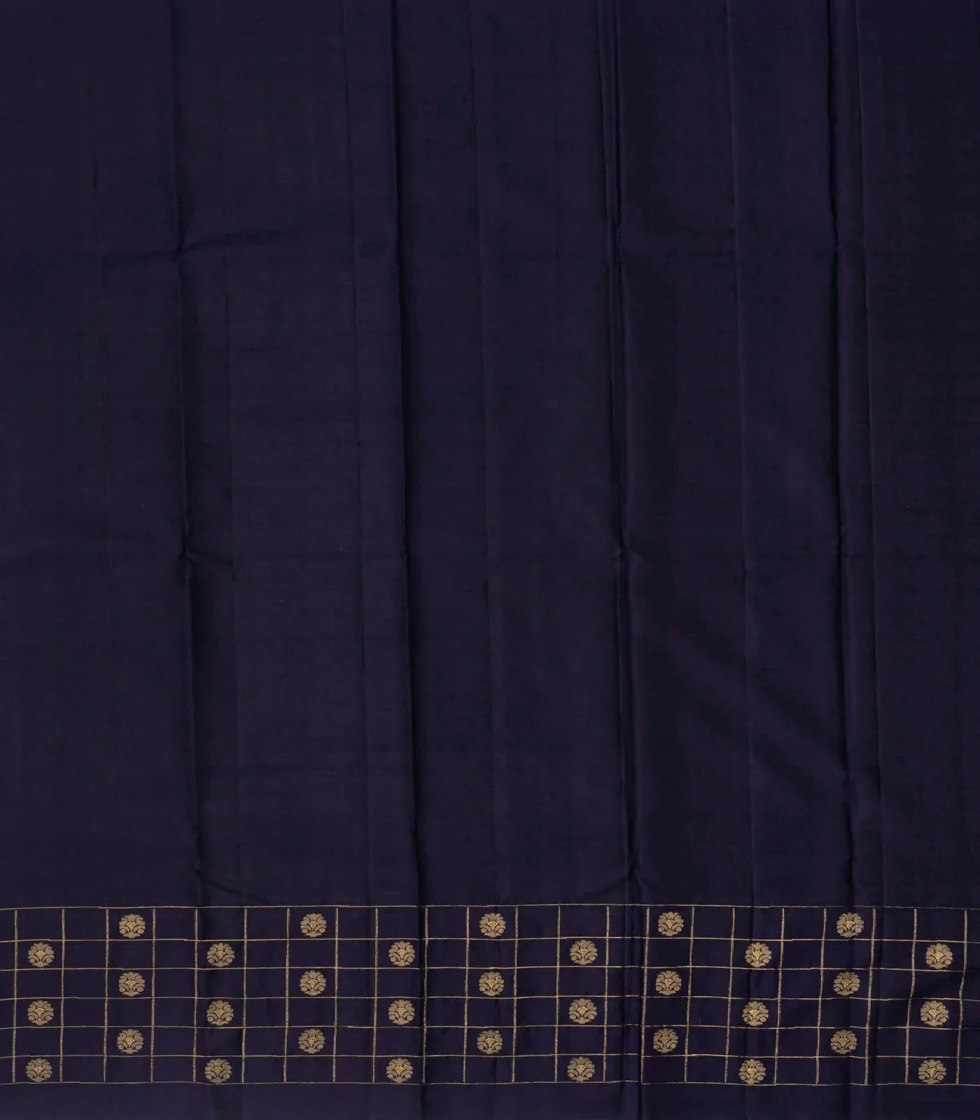Purple Handloom Soft Silk Saree With Kamalam Buttas