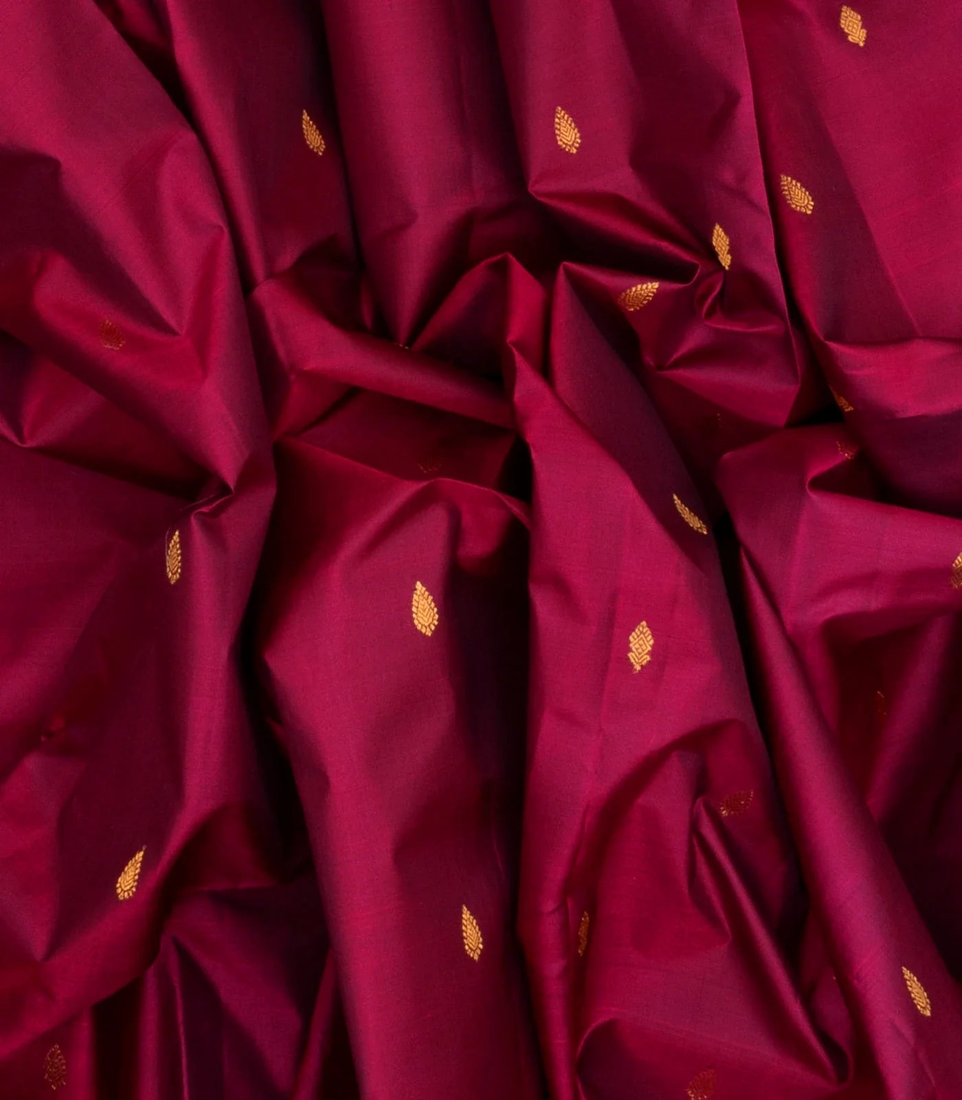 Crimson Handloom Kanchipuram Silk Saree With Floral Bud Buttas