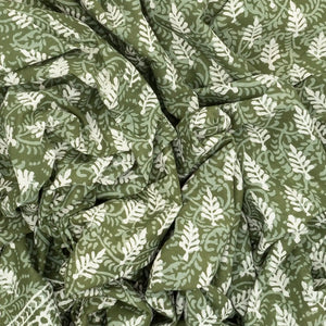 Sage Green Woven Jaipur Cotton Saree Printed With Cream Floral Motifs