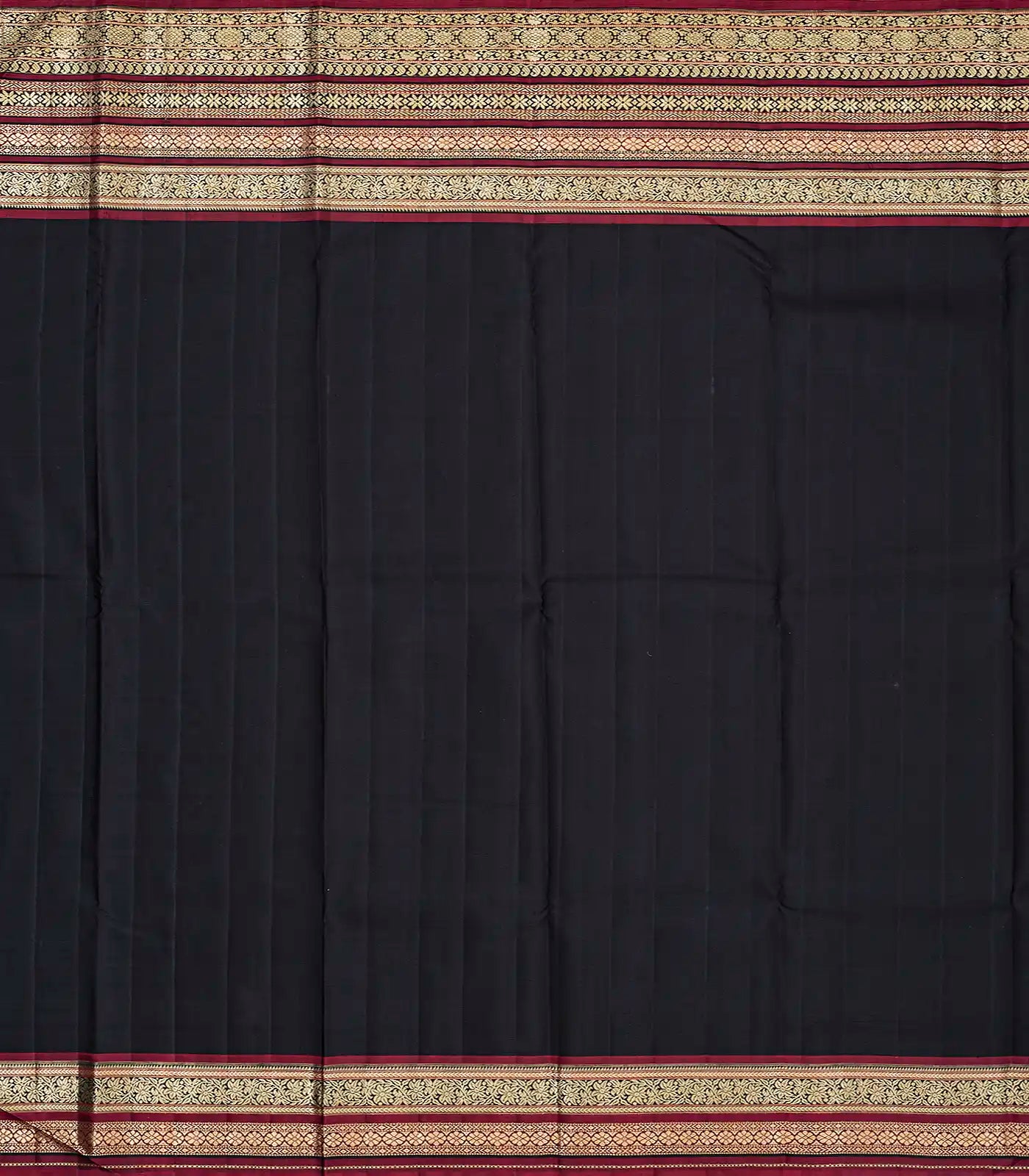 White Handloom Kanchipuram Korvai Silk Saree With Contrast Border